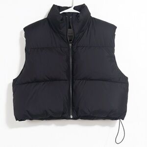 🖤 Black Puffer Vest